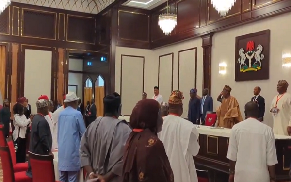 Tinubu Presents APC Flag to Edo Gubernatorial Candidate Okpebholo