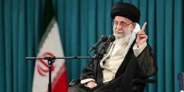 Iran Warns of Nuclear Weapon Development if Existence Threatened by US and Israel
