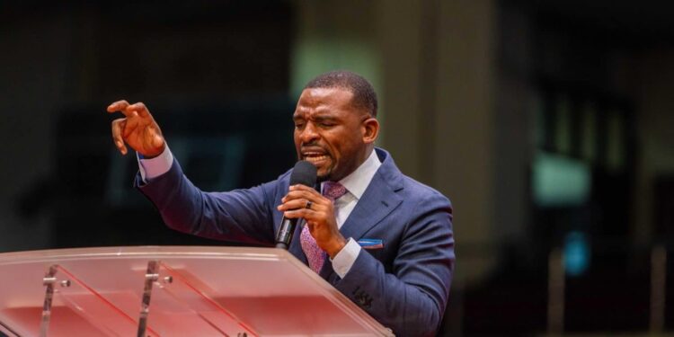 Pastor Isaac Oyedepo