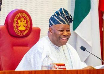 Akpabio Commends Tinubu for Reintroducing Nigeria’s Former National Anthem
