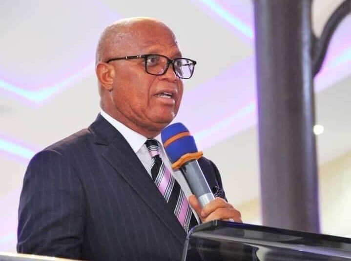 Governor Umo Eno Signs Akwa Ibom’s ₦955 Billion 2025 Budget into Law