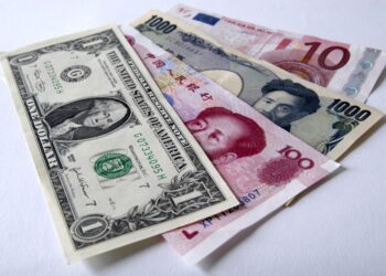 Nigerian Senate Pushes for Ban on Foreign Currencies in Domestic Transactions to Strengthen Naira