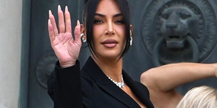 Kim Kardashian Forgives Paris Robbery Ringleader in Emotional Court Testimony