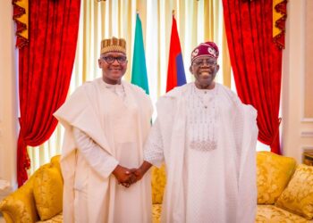 President Tinubu Conducts First Official Tour of Dangote Petroleum Refinery