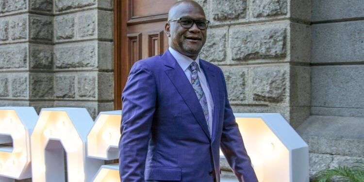 French Authorities Probe Death of South African Ambassador Found at Paris Hotel