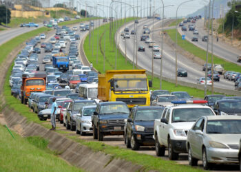 Major Traffic Disruption Hits Abuja as Security Forces Confront Pro-Kanu Demonstrators
