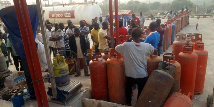 FG Orders Crackdown on Marketers Hoarding Cooking Gas Amid Price Surge