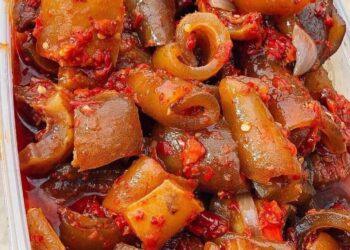 FG Raises Alarm Over Ponmo Consumption, Says Practice Threatens $5bn Leather Industry