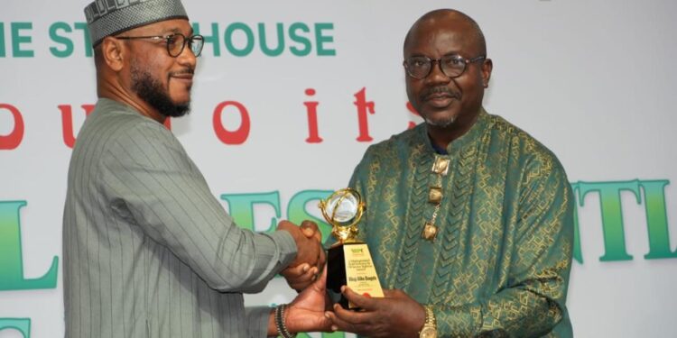 President Tinubu Honours Felix Onuah With Presidential Media Excellence Award for 36 Years of State House Reporting