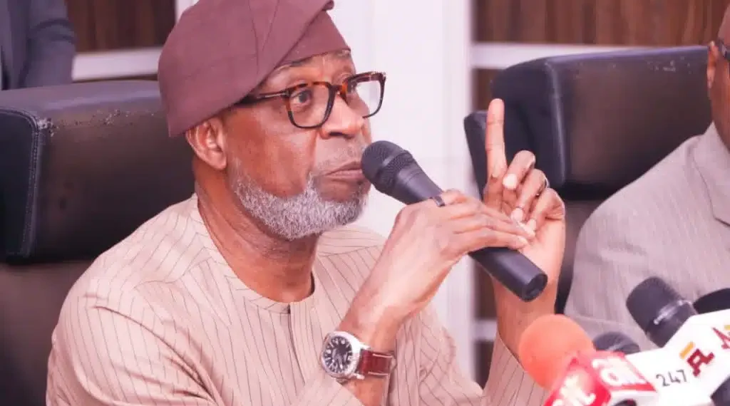 FG Urges Calm After Earth Tremor Shakes Parts of Abuja